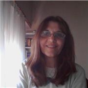 Profesora de Inglés y Diplomada en Ciencias de la Educación.
Clases comunicativas y dinámicas. Uso de la lengua de manera significativa y funcional, con soporte gramatical y de escritura.
Ejes de oralidad y escucha comprensiva durante los encuentros sincr